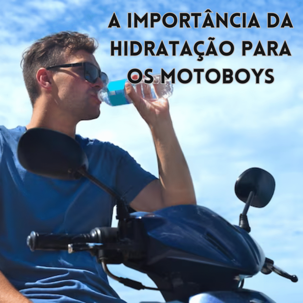 Motoboy se hidratando